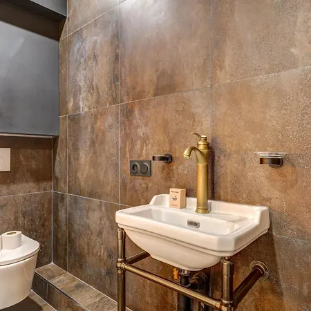 Comfortable 2bd 2bth By Gare De Lyon Parigi